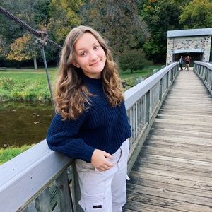 Meet your Posher, Olivia